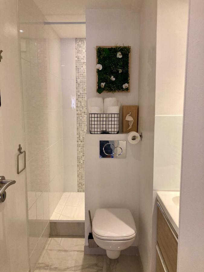 Cannes City B&B Pokoj fotografie